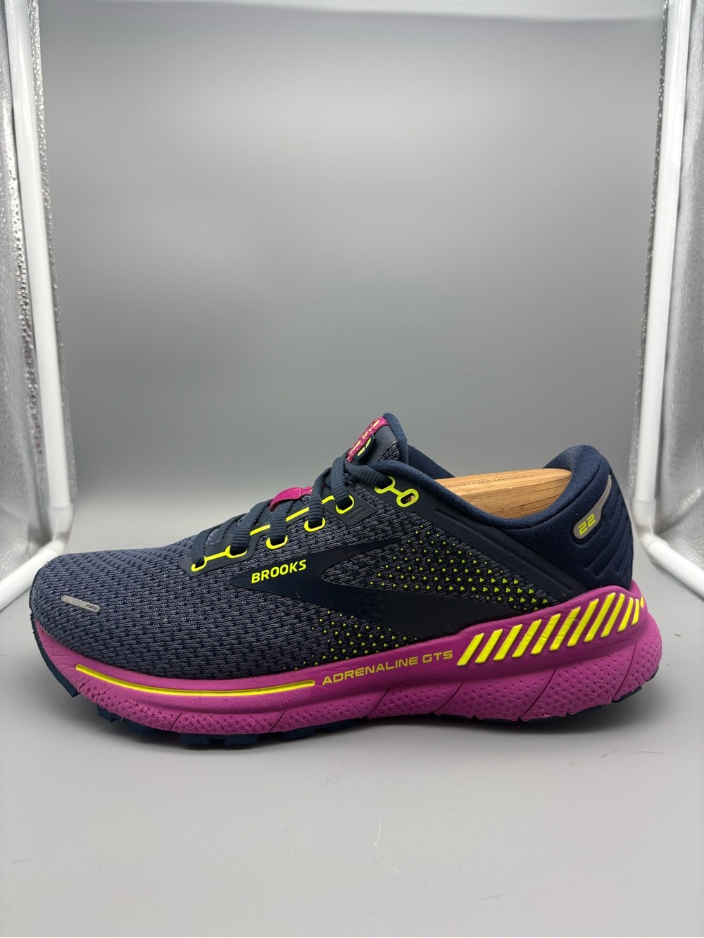 Brooks | Adrenaline GTS 22 Running Shoes - Navy Pink Yellow - Womens 8